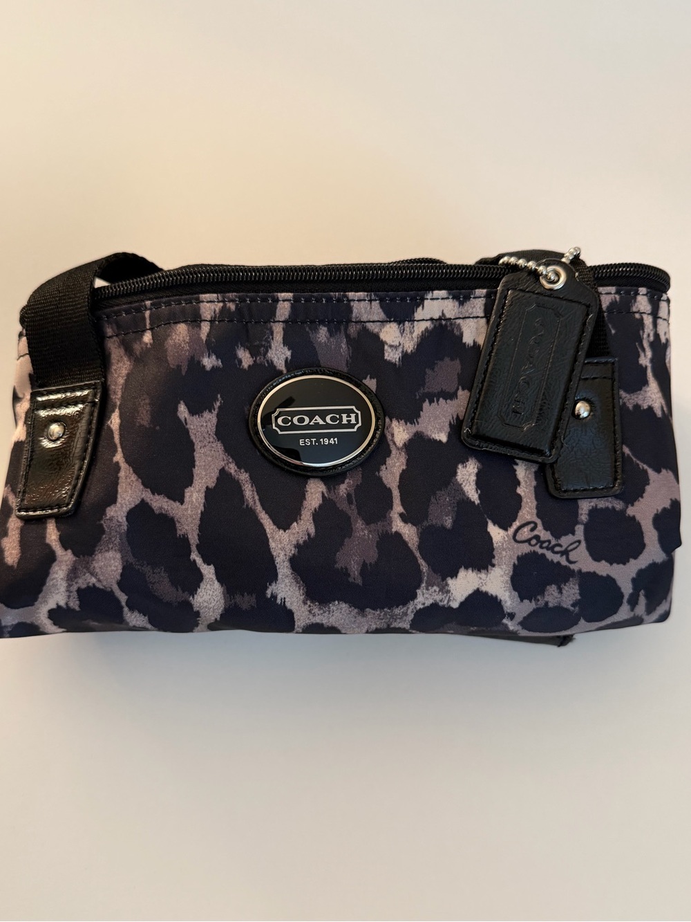 COACH large, nylon,packable, black/grey ocelot print tote bag. UEC. Amazing bag! - Picture 16 of 16